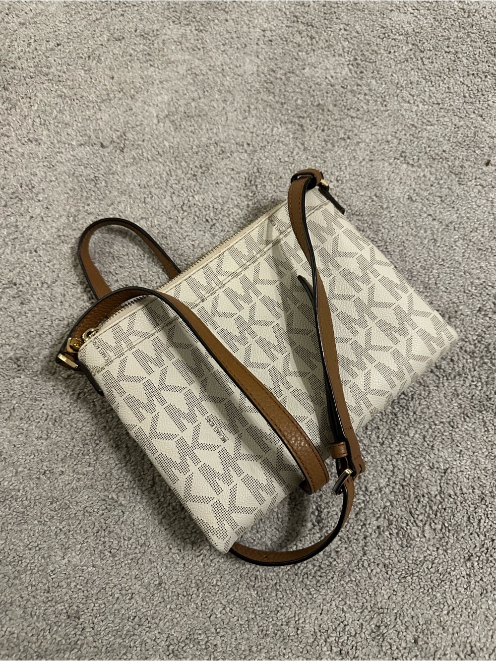 Michael Kors - Picture 4 of 12
